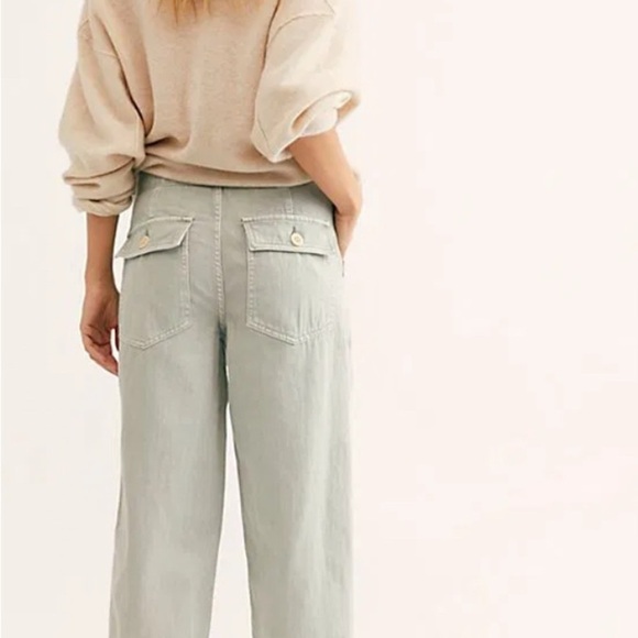 FREE PEOPLE We The Free Light Green Paloma Slouch Barrel Jeans 25 - Picture 2 of 13